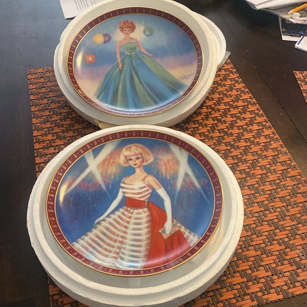 Two porcelain collector Barbie plates, by Susie Morton